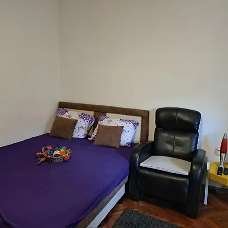 Apartman En Dusanovac Exterior photo