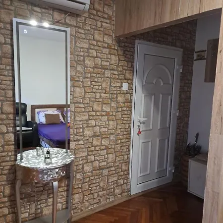Apartman En Dusanovac Exterior photo
